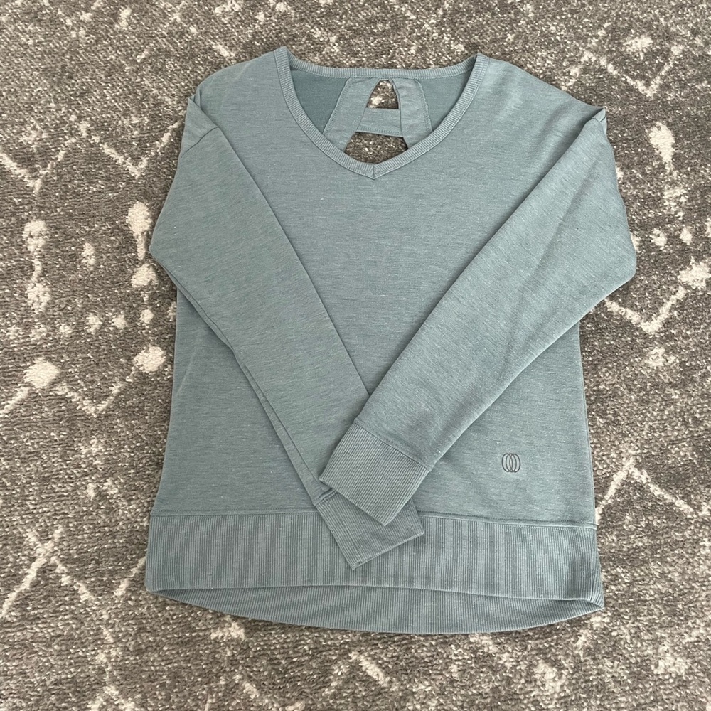Yoga Top size small